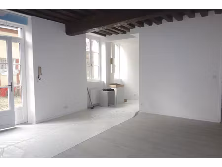 location appartement 2 pièces 47m² orleans 45000