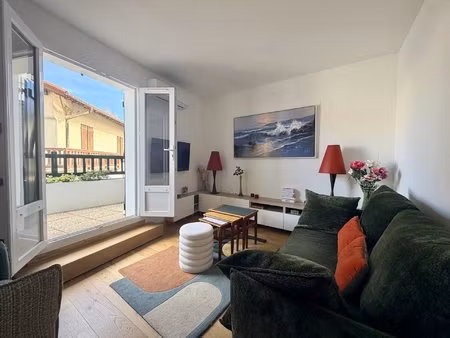 centre-ville  au calme  t2 avec extérieurs