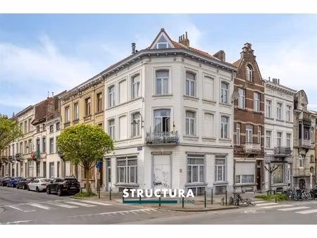 commercieel te koop in brussel met 7 slaapkamers