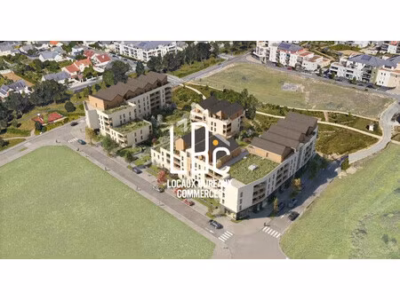 achat local commercial 83m² avrille 49240