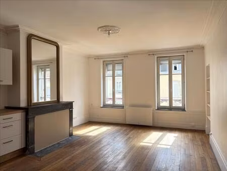 t2 equipe renove - rue saint dizier - nancy