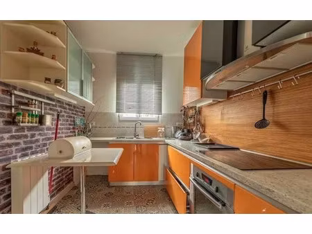 location appartement 2 pièces 69 m² à bégadan (33340)