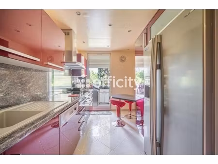 appartement 4 pièces - 75 m²