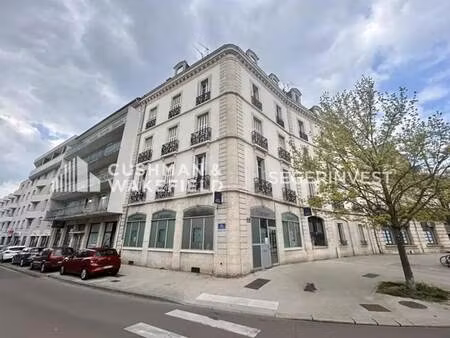 vente bureaux 92 m²