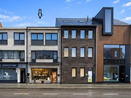 commercieel te koop in genk met 4 slaapkamers