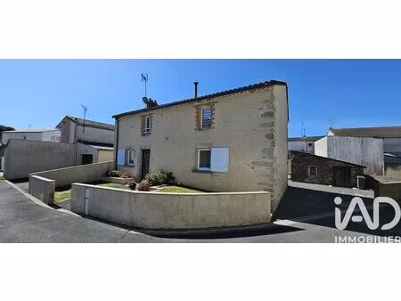 maison à la copechagnière (85260)