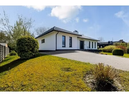 huis te koop in mol met 3 slaapkamers