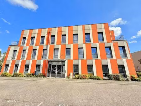 vente bureaux 68 m²