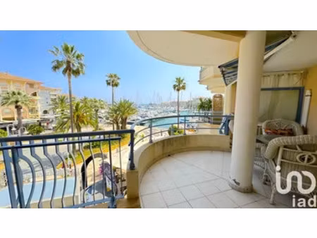 appartement à fréjus (83600)