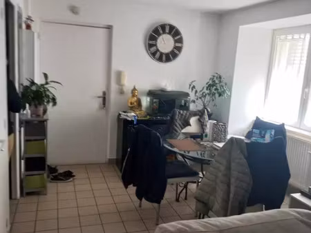 location appartement 3 pièces 66 m² à la côte-saint-andré (38260)