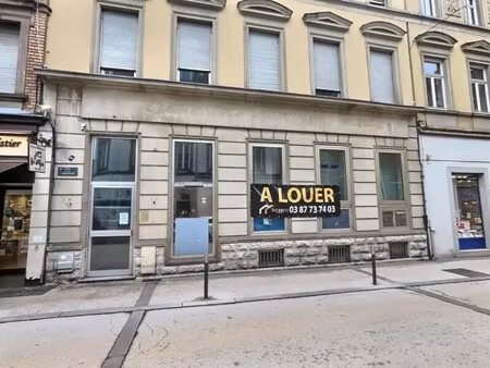location commerce sarreguemines 57200 227m²