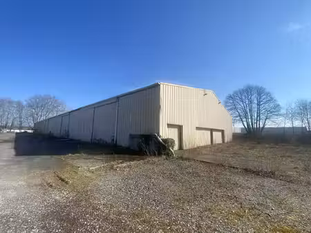 entrepôt / local d'activité 1 500 m2 emplacement idéal za de l'aumaillerie