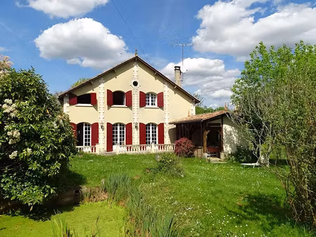 vente maison 5 pièces 138 m² à beauronne (24400)  280 000 €