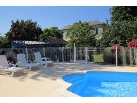 en vente maison mitoyenne 162 m² – 311 970 € |fontenay-le-comte