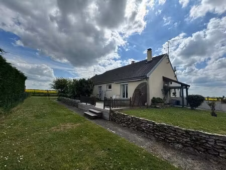maison lumineuse de 118 m² avec sous-sol à machault