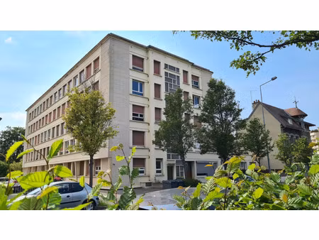 location appartement 1 pièces 37m2 reims 51100 - 591 € - surface privée