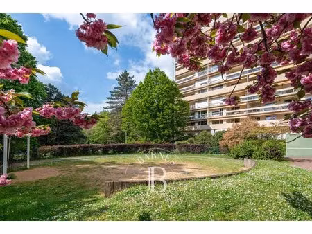 ecully - centre - appartement de 122 56 m² - grande terrasse - 3/4 chambres - garage doubl