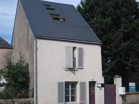 location appartement 2 pièces 39 m² à fay-aux-loges (45450)