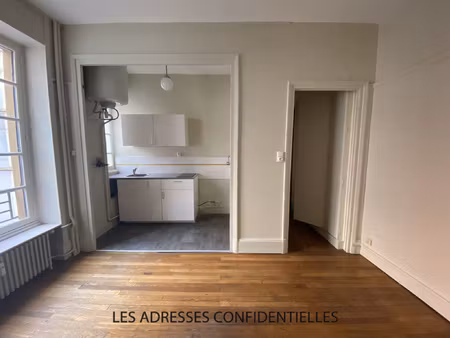 disponible mai 2026 - appartement 2 pièces rue vendôme à lyo