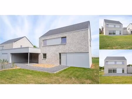 maison à vendre à voie de la tombe verlaine (vbe12940)