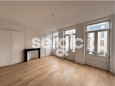 appartement lille 2 pièce(s) 54 m2