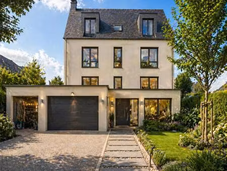 pavillon neuf 5 pieces de 117m²+ terrasse et jardins pour 211m² livraison fin 2026