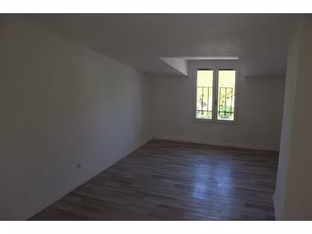 appartement bourgoin jallieu 3 pièce(s) 63.44 m2