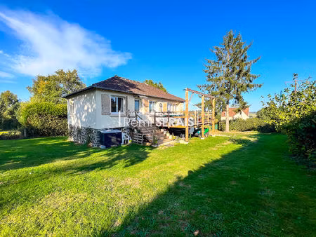 pont d'ouilly - maison de plain pied sur sous sol complet