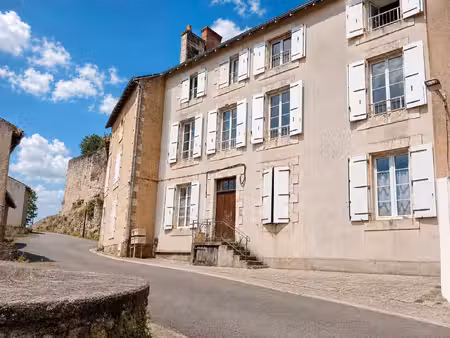vivonne centre – immeuble de rapport entièrement loué – 45