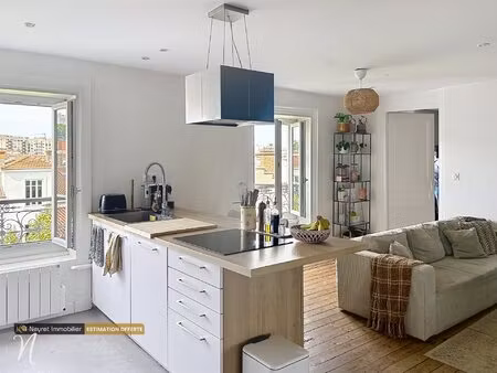 rare t2 lyon 6eme place puvis de chavannes