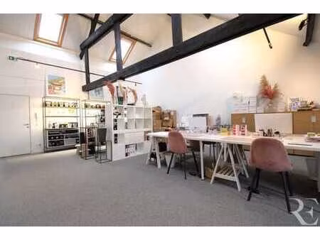 uccle calvoet – bureaux ± 65 m² interieur d'ilot + parking