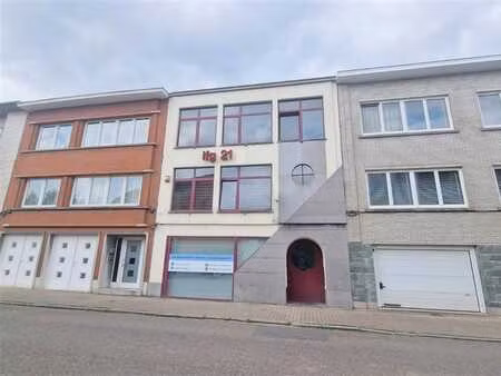 bureau +/-100m² + jardin - bon etat!!