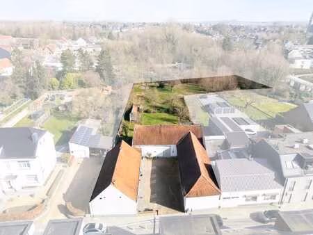 maison fermette semi-détachée avec hangar