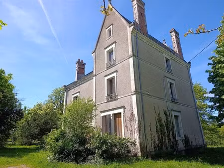 rare belle demeure avec 13ha autours