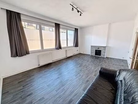 maison lumineuse 3 chambres avec grande terrasse