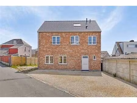 belle villa neuve 4 ch au peb = a !!! (grenier aménageable s