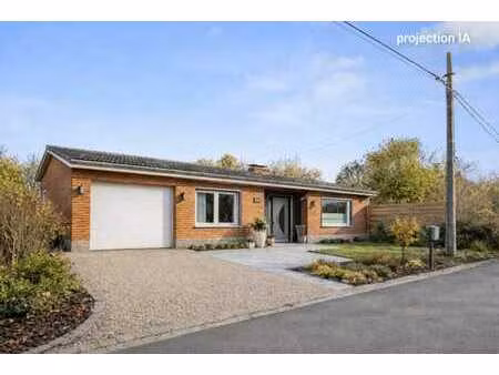 maison plain-pied au calme  3 ch  panneaux solaires  peb c!