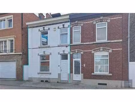 maison 3 façades avec passage latéral