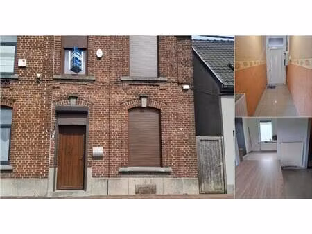 maison à vendre à place de la queue 12 couillet (vbe12717)