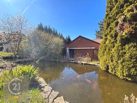 charmante maison 2 ch  plain-pied avec garage et véranda.