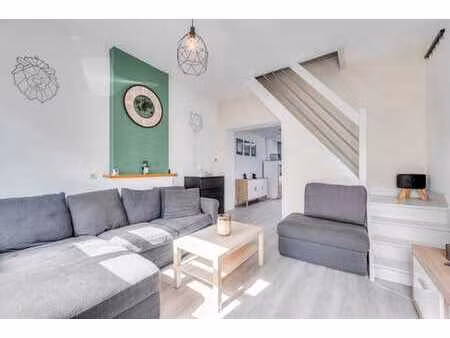 maison 2 ch en excellent état dans le quartier des vennes