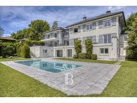 villa de luxe à vendre à grilly