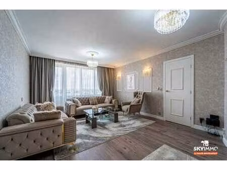 magnifique penthouse - 2 ch - terrasse - idealement situe !