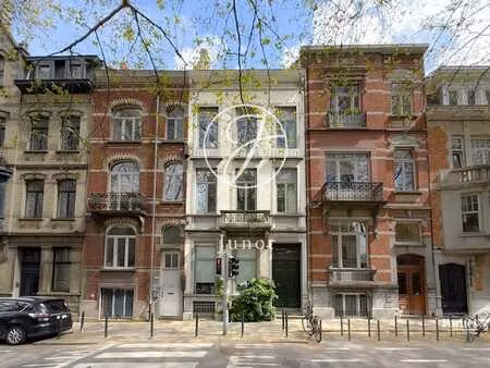 parc duden  superbe immeuble avec jardin