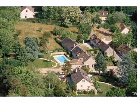 maison de luxe à vendre à dormelles