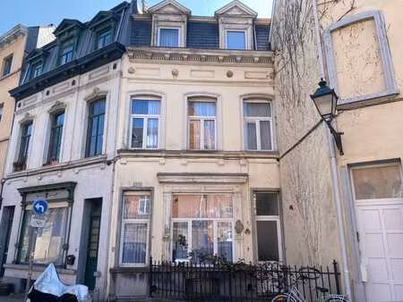 immeuble avec 6 studios