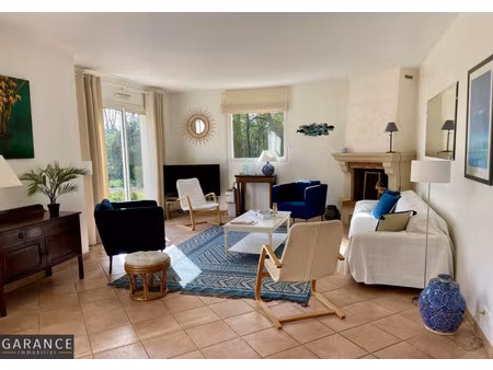 maison de luxe à vendre à carolles