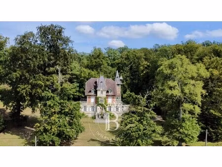 manoir à vendre à pierrefonds