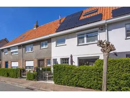 charmante et lumineuse maison familiale avec jardin dans un