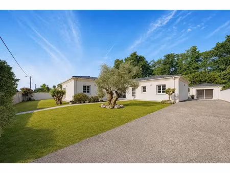 vente maison 10 pièces 180 m² à parempuyre (33290)  549 000 €
